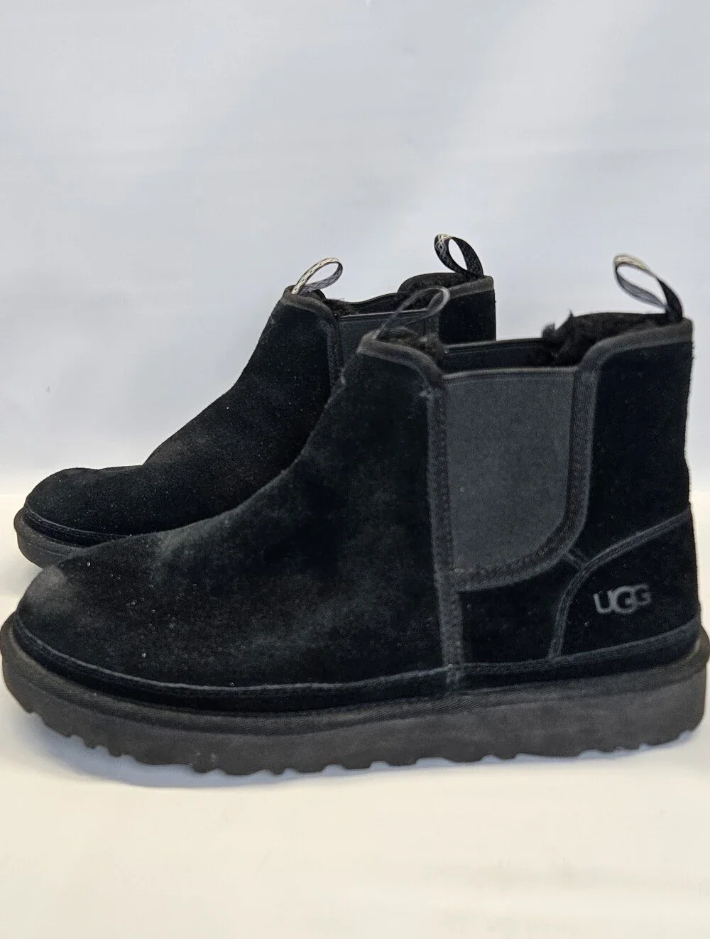 UGG Boots Neumel Chelsea Black Mens 14 Suede Pull On Lined Minimalist